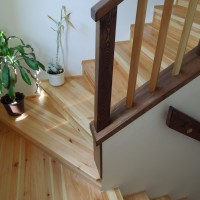 Dřevěné podlahy a schody